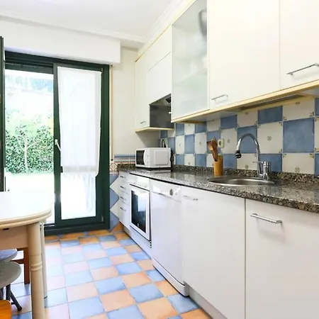 Errekabea. Basquenjoy Apartment Hondarribia